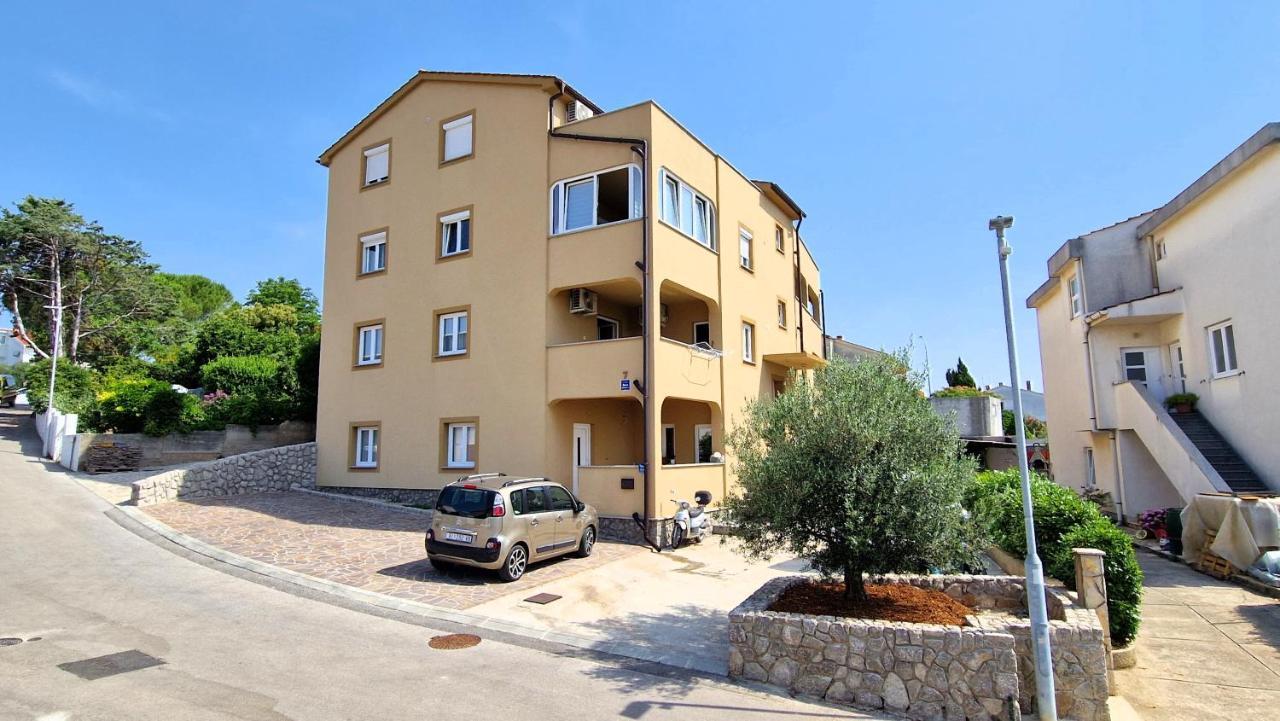 Apartment Goran Krk Town Exterior photo
